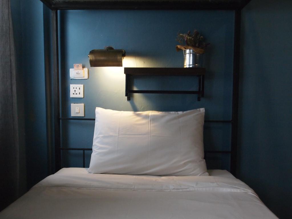 Niras Bankoc Hostel Bangkok Bagian luar foto
