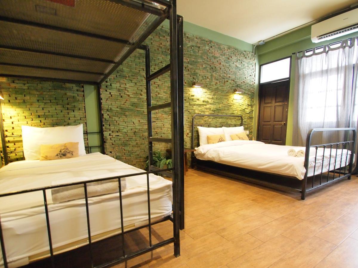 Niras Bankoc Hostel Bangkok Bagian luar foto