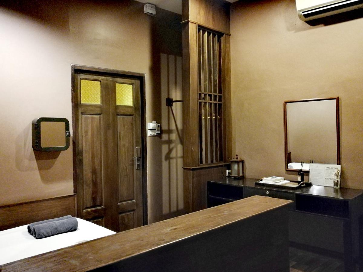 Niras Bankoc Hostel Bangkok Bagian luar foto